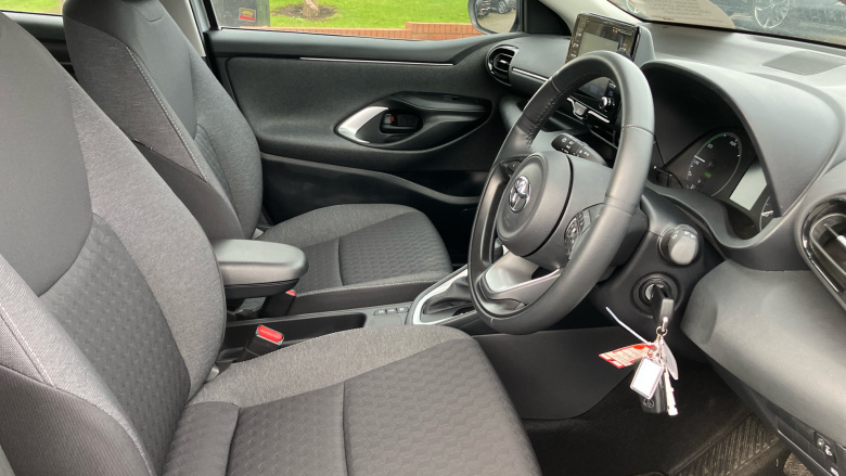 Toyota Yaris 1.5 Hybrid Icon 5dr CVT Hybrid Hatchback